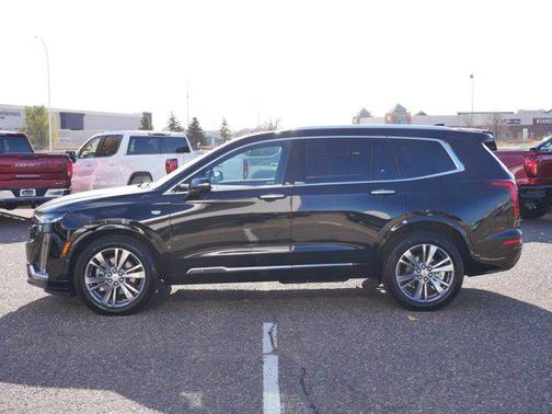 2025 Cadillac XT6 Premium Luxury AWD