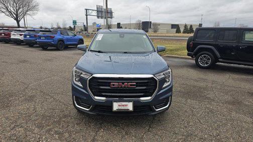 Downpour Metallic 2024 GMC Terrain SLE