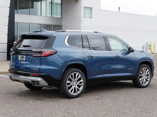 2025 GMC Acadia Denali