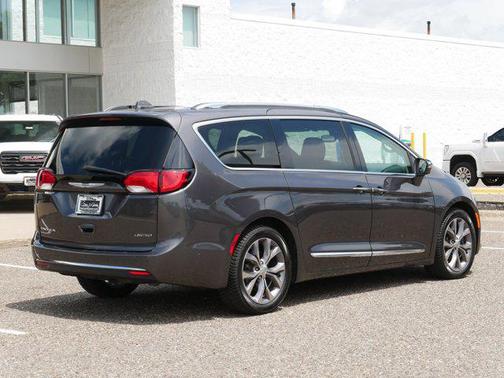 2019 Chrysler Pacifica Limited