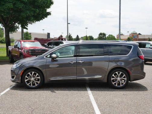 2019 Chrysler Pacifica Limited