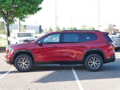 2025 GMC Acadia AWD AT4