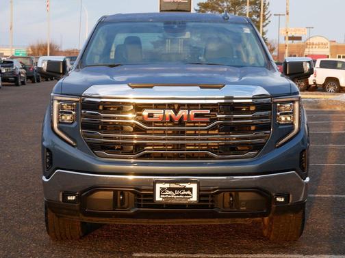 Downpour Metallic 2024 GMC Sierra 1500 SLT
