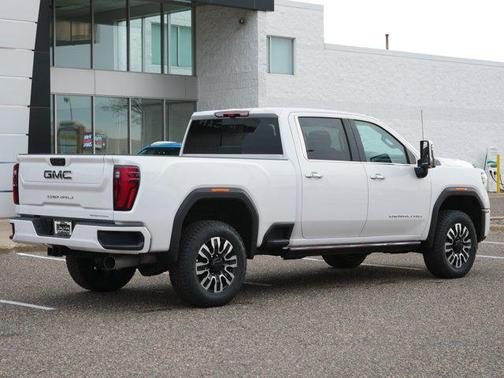 2025 GMC Sierra 3500 Denali