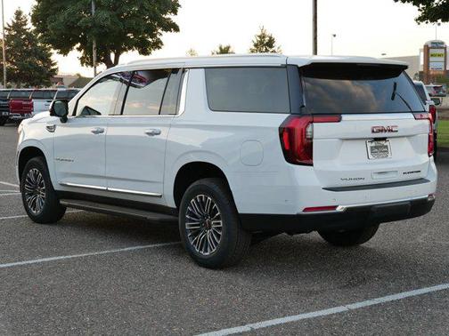 2026 GMC Yukon XL 4WD Elevation