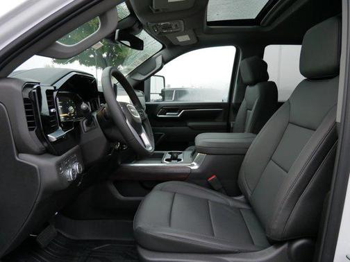 2026 GMC Sierra 3500 SLT