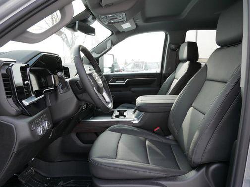 2026 GMC Sierra 3500 SLT