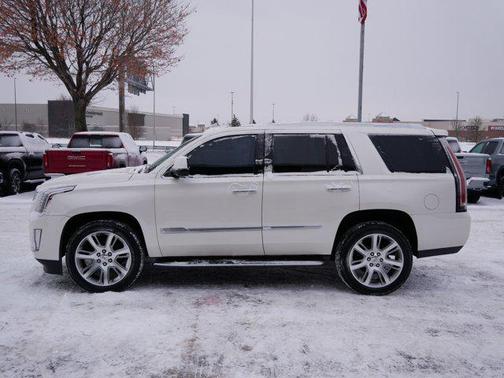 2015 Cadillac Escalade Luxury
