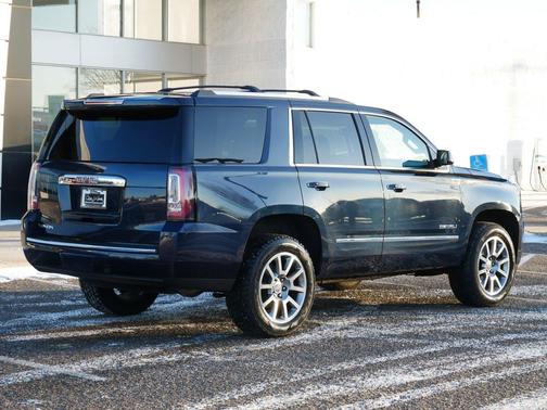 Dark Sapphire Blue Metallic 2020 GMC Yukon Denali