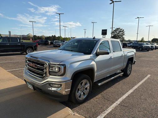 Quicksilver Metallic 2017 GMC Sierra 1500 SLT