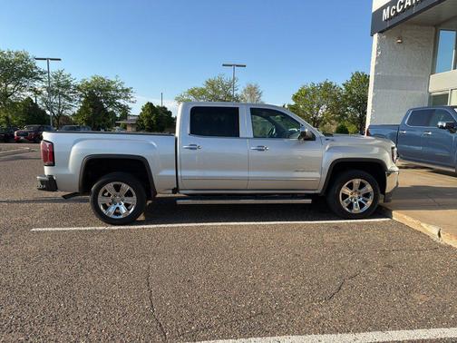 Quicksilver Metallic 2017 GMC Sierra 1500 SLT