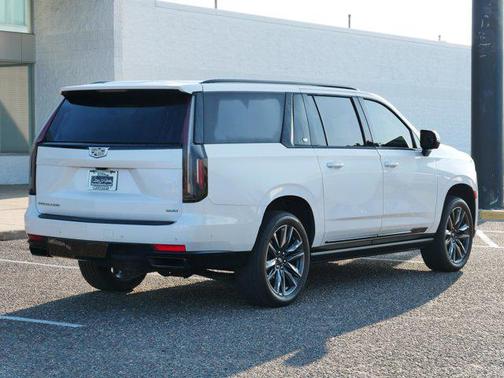 2024 Cadillac Escalade ESV Sport