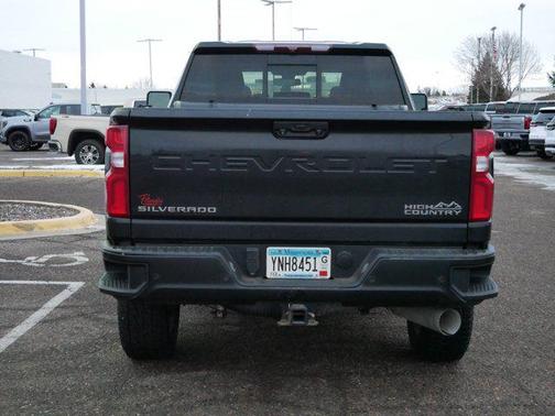 2022 Chevrolet Silverado 3500 High Country