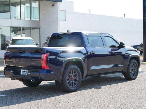 2022 Toyota Tundra Platinum