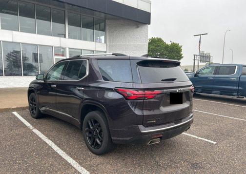 Black Cherry Metallic 2022 Chevrolet Traverse Premier