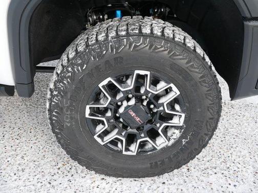 2026 GMC Sierra 2500 AT4X