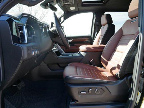 2025 GMC Sierra 3500 Denali