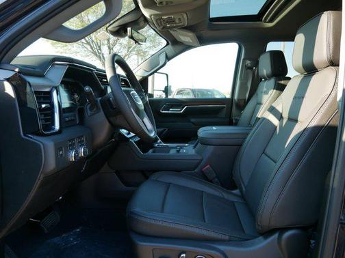 2025 GMC Sierra 3500 Denali