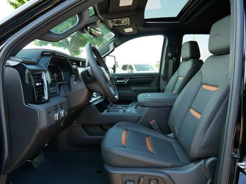 2025 GMC Sierra 2500 AT4