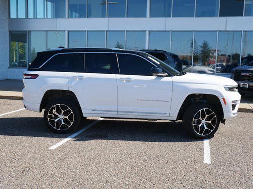 2022 Jeep Grand Cherokee 4xe Summit Reserve