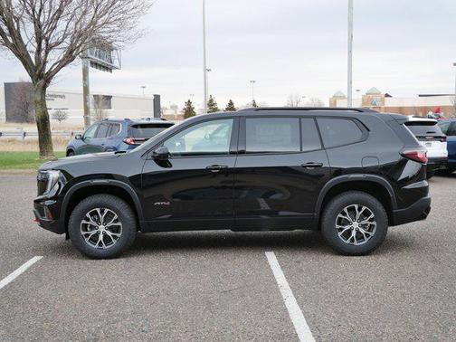 2025 GMC Acadia AWD AT4