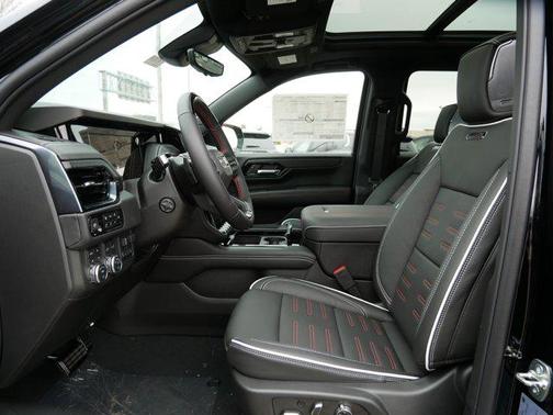 2025 GMC Yukon XL 4WD AT4 Ultimate