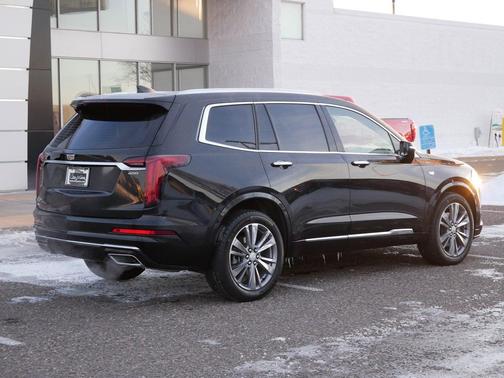 Stellar Black Metallic 2024 Cadillac XT6 Premium Luxury AWD