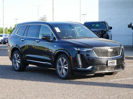 Stellar Black Metallic 2024 Cadillac XT6 Premium Luxury AWD