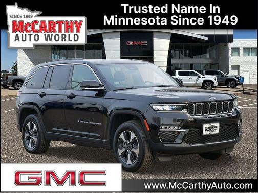 Diamond Black Crystal Pearlcoat 2025 Jeep Grand Cherokee 4xe Base