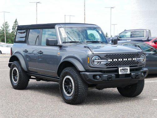 2022 Ford Bronco Base