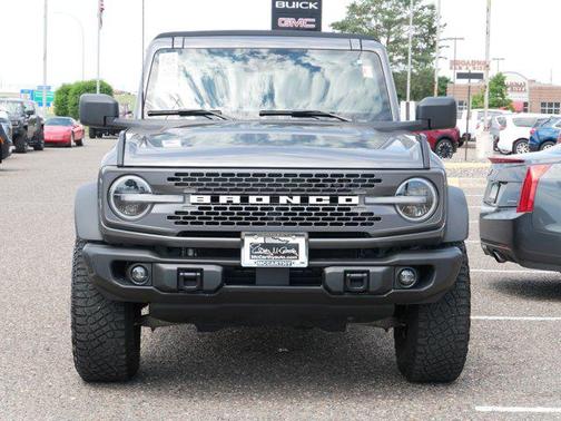 2022 Ford Bronco Base