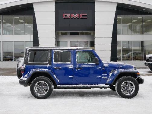 2020 Jeep Wrangler Unlimited Sahara