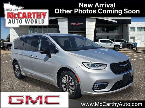 Silver Mist Clearcoat 2024 Chrysler Pacifica L