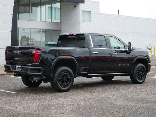 2025 GMC Sierra 3500 Denali