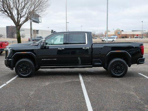 2025 GMC Sierra 3500 Denali