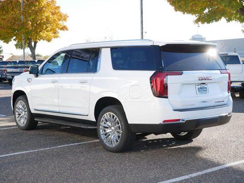 2026 GMC Yukon XL 4WD Elevation