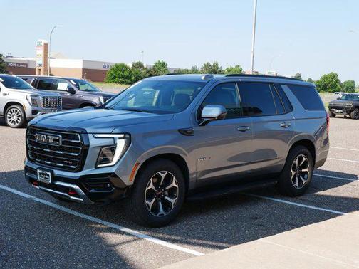 2025 GMC Yukon 4WD AT4