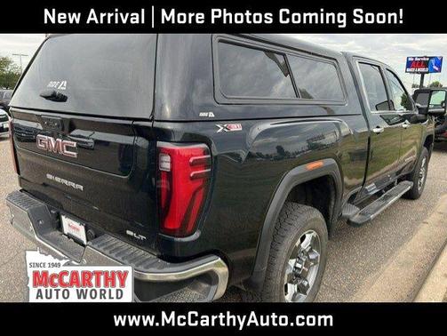 Onyx Black 2025 GMC Sierra 3500 SLT