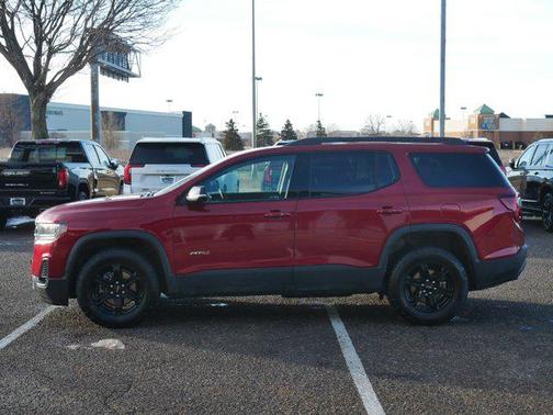 2023 GMC Acadia AT4