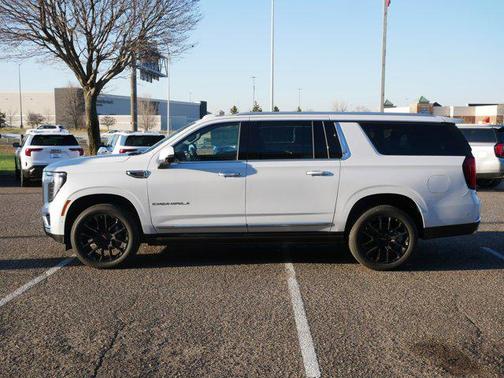 Glacier White Tricoat 2026 GMC Yukon XL Denali