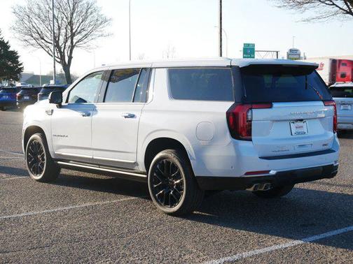 Glacier White Tricoat 2026 GMC Yukon XL Denali