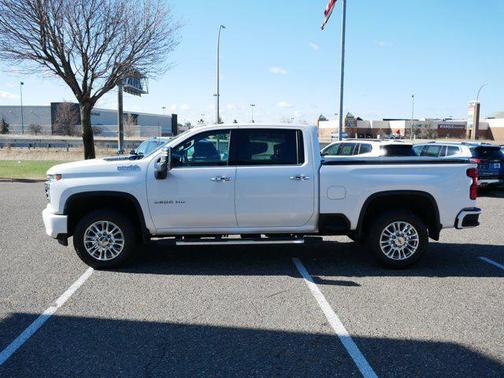 2022 Chevrolet Silverado 3500 High Country