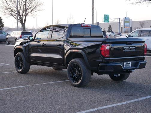 Onyx Black 2026 GMC Canyon Elevation