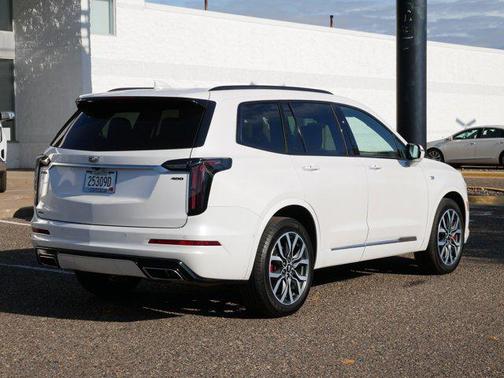 2024 Cadillac XT6 Sport AWD