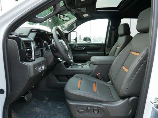 2025 GMC Sierra 2500 AT4