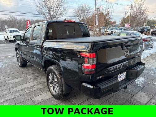 2024 Nissan Frontier SL