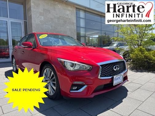 2022 INFINITI Q50 LUXE