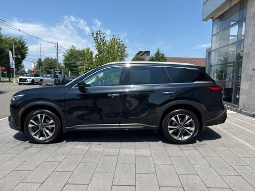 Mineral Black 2023 INFINITI QX60 LUXE