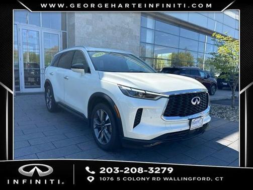 Majestic White 2023 INFINITI QX60 LUXE