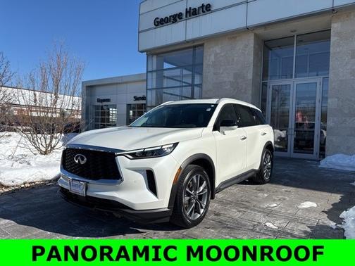 2023 INFINITI QX60 LUXE